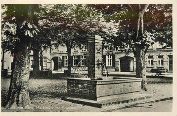 (388-464-045) Elten Marktplatz mit Brunnen beschikbaar voor biedingen