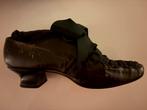 Victoriaanse leren kinderschoentjes, Antiek en Kunst, Antiek | Kleding en Accessoires, Ophalen of Verzenden, Kinderen
