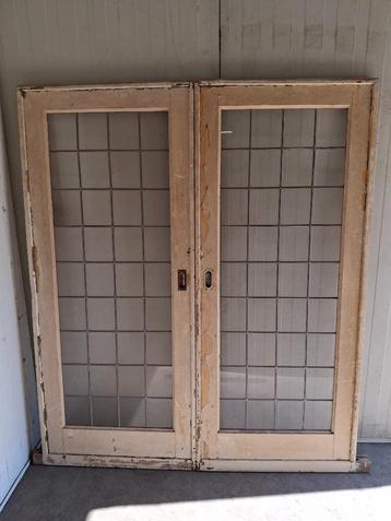 Antieke Glas in Lood Ensuite deuren Massief Grenen 2 stuks beschikbaar voor biedingen