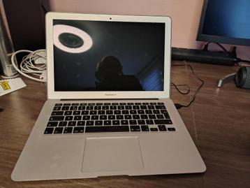 mooie macbook air beschikbaar voor biedingen