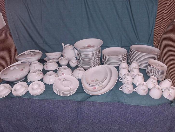 Eschenbach bavaria germany servies, Antiek en Kunst, Antiek | Servies compleet, Ophalen