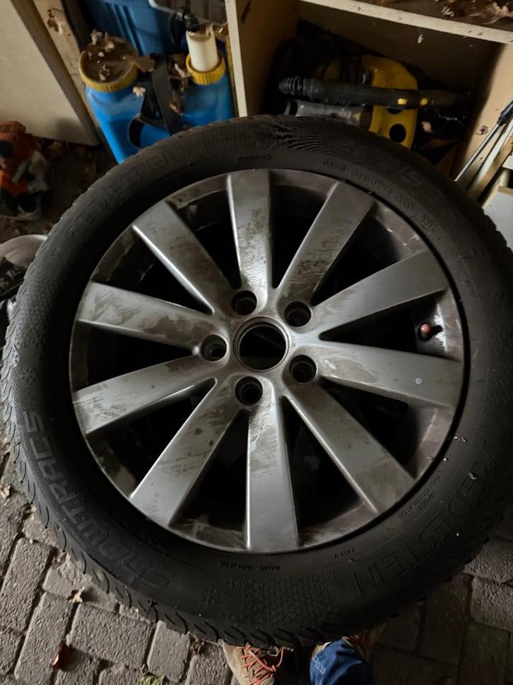 Winterbanden met bijpassende aluminum siervelgen, Auto-onderdelen, Banden en Velgen, Banden en Velgen, Winterbanden, 16 inch, 205 mm