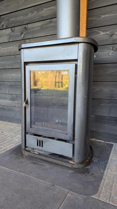 Flam houtkachel 8kw incl afvoer, Huis en Inrichting, Kachels, Zo goed als nieuw, Vrijstaand, Houtkachel, Hout, Ophalen