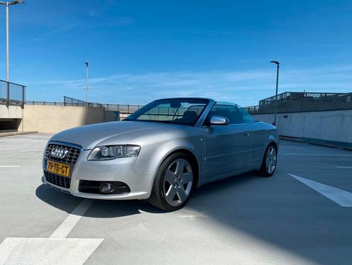 Audi A4 2.4 V6 125KW Cabrio 2002 Grijs, Auto's, Audi, Particulier, A4, Achteruitrijcamera, Airbags, Airconditioning, Alarm, Bluetooth