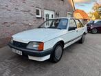 Opel Rekord E2 2.0 S GLS 1985 Wit, Auto's, Automaat, 1350 kg, 1956 cc, Overige modellen