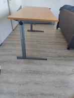 Ahrend 500 Bureau 180*80 hoogte verstelbaar MOET NU WEG !, Huis en Inrichting, Bureaus, Ophalen, Elektrisch, Nieuw, Bureau