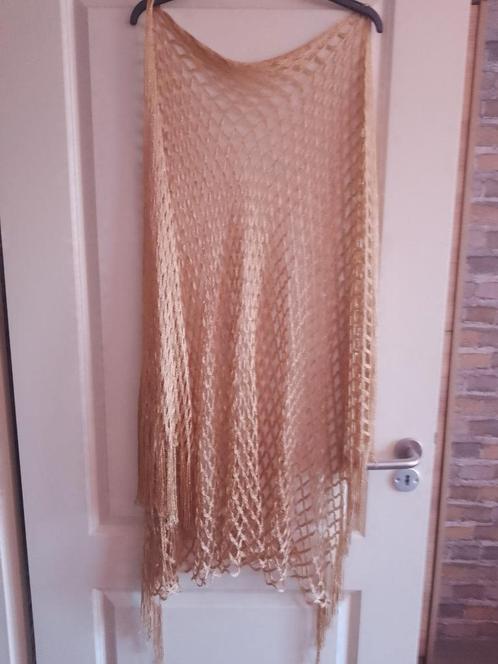 Goudkleurige Sjaal., Kleding | Dames, Jurken, Zo goed als nieuw, Overige kleuren, Onder de knie, Ophalen of Verzenden