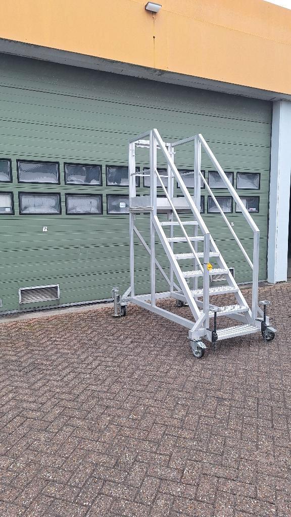 Bordestrap Bordes Trap 170 cm  onderhoudstrap Altrextrap, Doe-het-zelf en Verbouw, Ladders en Trappen, Gebruikt, 2 tot 4 meter