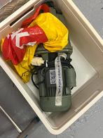 Pomp met slangen en koppelstukken., Ophalen, Gebruikt, Elektrisch
