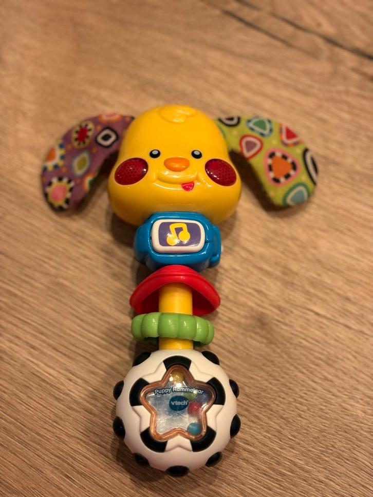 VTech Muziek Rammelaar - Puppy Rammelaar, Kinderen en Baby's, Speelgoed | Babyspeelgoed, Gebruikt, Rammelaar, Met geluid, Ophalen of Verzenden