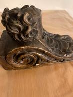 Antieke decoratieve buste, Ophalen