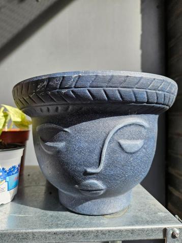 Te koop: Anthropologie Visage bloempot – artistiek design in beschikbaar voor biedingen