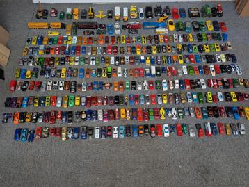 Grote Collectie Hot Wheels Speelgoedauto's beschikbaar voor biedingen