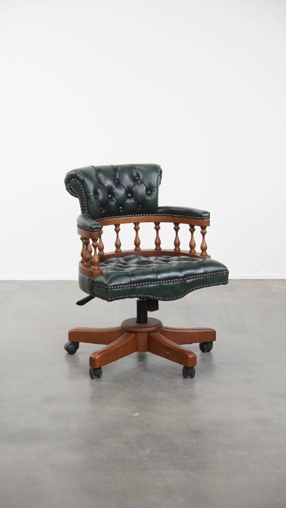 Rundleren donkergroene chesterfield bureaustoel op wieltjes, Huis en Inrichting, Bureaustoelen, Ophalen, Gebruikt, ., .