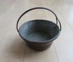 Antieke  heksenketel / kookpot, Verzenden