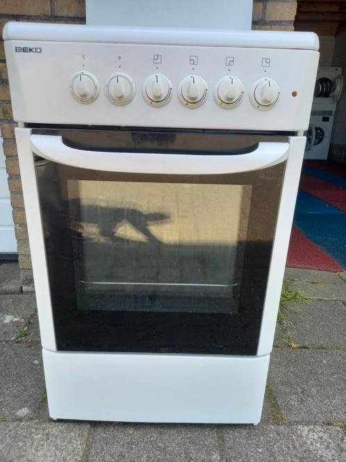 Zeer nette beco gasfornuis 50cm breed  140,-, Witgoed en Apparatuur, Ovens, Gebruikt, Vrijstaand, Oven, 60 cm of meer, Hete lucht