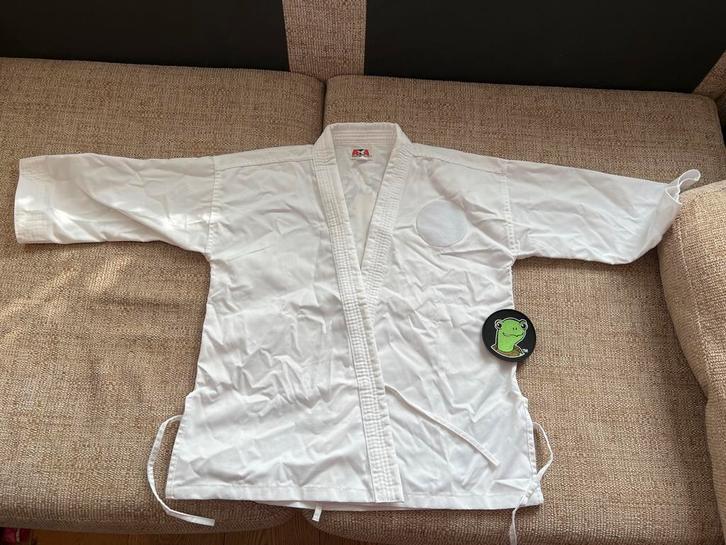 Nieuwe Taekwondo pakken maat 130 en 110, Sport en Fitness, Vechtsporten en Zelfverdediging, Nieuw, Taekwondo, Vechtsportpak, Maat XS of kleiner
