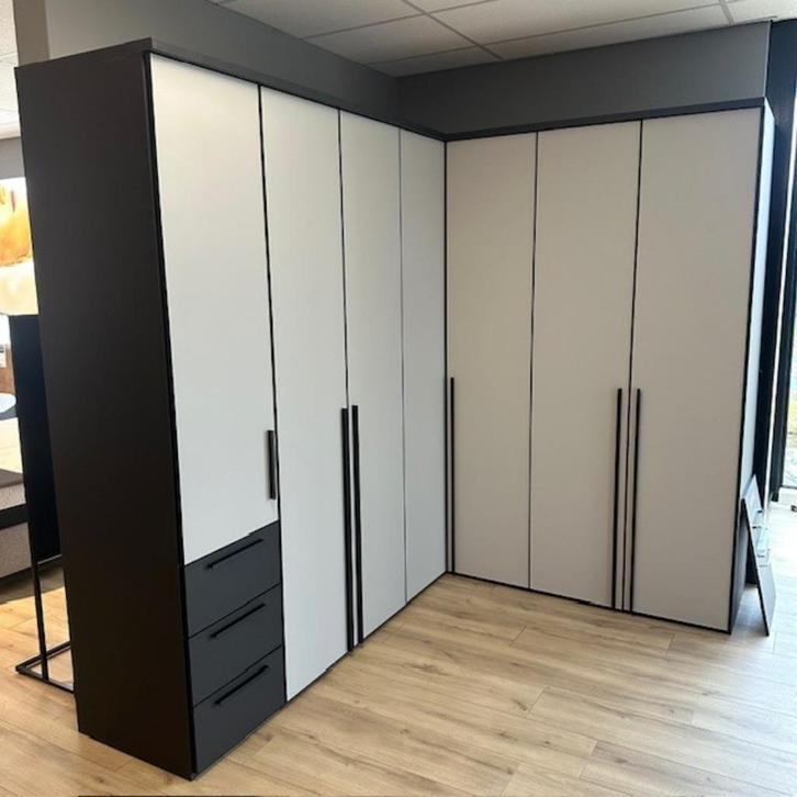 Nolte Hoek Kledingkast - B260/212xH243xD60cm, Huis en Inrichting, Kasten | Kledingkasten, Nieuw, 200 cm of meer, 200 cm of meer