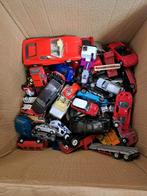 Ongeveer 120 verschillende oude modelauto's miniatuur auto's, Ophalen of Verzenden, Gebruikt