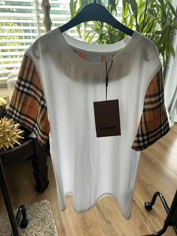 Burberry shirt beschikbaar voor biedingen