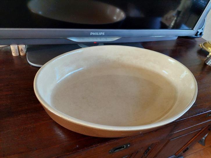 Grote ovale geglazuurde schaal van aardewerk / Sleutel / 2, Huis en Inrichting, Keuken | Servies, Zo goed als nieuw, Schaal of Schalen