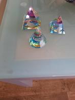 Kristallen piramides €10.00, Ophalen