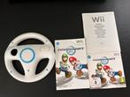 Nintendo Wii Mario kart met stuur en boekjes, Gebruikt, Racen en Vliegen, Ophalen of Verzenden, 3 spelers of meer
