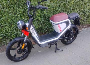 Agm Goccia GEV1000 snorbrommer beschikbaar voor biedingen