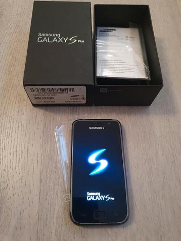 Zeldzame Samsung Galaxy S Plus compleet in doos beschikbaar voor biedingen