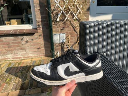 Nike dunk low retro black and white size 9,5 ( beaters ), Kleding | Heren, Schoenen, Gedragen, Zwart, Ophalen of Verzenden