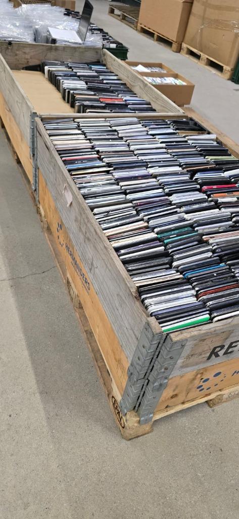 Wholesale Lot – 2,000+ Used Smartphones – Samsung / Oppo / H, Computers en Software, Accu's en Batterijen, Gebruikt, Ophalen of Verzenden