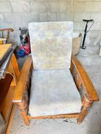 Fauteuil, kussen moet vervangen worden, Huis en Inrichting, Stoelen, Ophalen, Zo goed als nieuw, Eén
