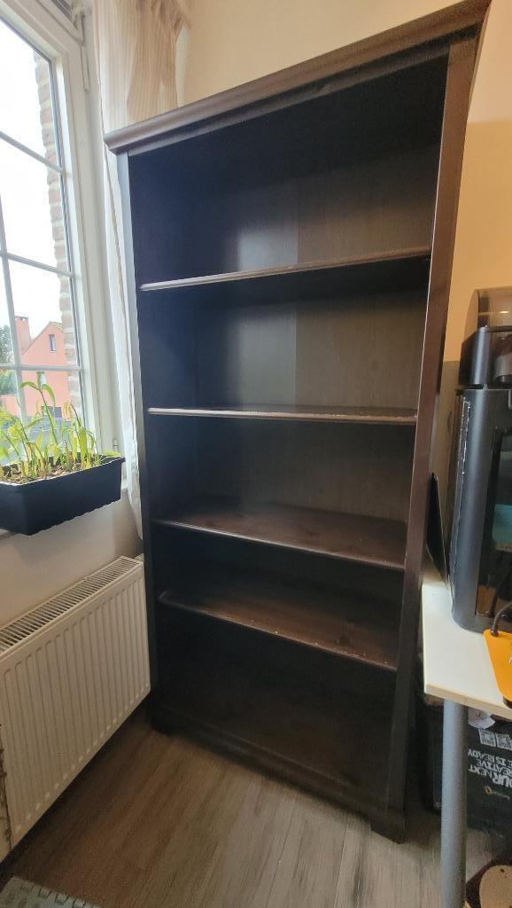 IKEA boekenkast – massief hout – donker bruin/zwart klassiek, Huis en Inrichting, Kasten | Boekenkasten, Gebruikt, 50 tot 100 cm