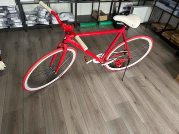 Single Speed Speedbike – 26 inch – Rood fiets beschikbaar voor biedingen