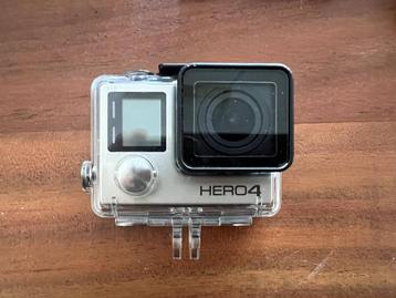 GoPro hero 4 silver + accessoires beschikbaar voor biedingen