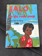 Salo en de rode zeep - Phia van de Berg 1963, Antiek en Kunst, Antiek | Boeken en Bijbels, Ophalen of Verzenden, Phia van de Berg