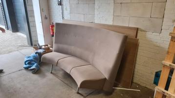 Gratis af te halen bank!  beschikbaar voor biedingen