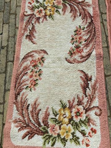 Vintage smyrna geknoopt bedmatje roze bloem 120 x 60 cm beschikbaar voor biedingen
