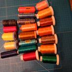 20 klossen borduurgaren  voor op de borduurmachine ,, Hobby en Vrije tijd, Borduren en Borduurmachines, Ophalen of Verzenden, Nieuw