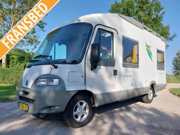 Leuke Knaus Travel-Liner 640 H met fransbed en hefbed beschikbaar voor biedingen