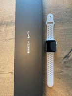 Apple Watch Series 2, Nike +, 42MM, Sieraden, Tassen en Uiterlijk, Smartwatches, Apple Watch, IOS, Zo goed als nieuw, Zwart