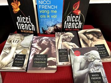 8 boeken van Nicci French beschikbaar voor biedingen