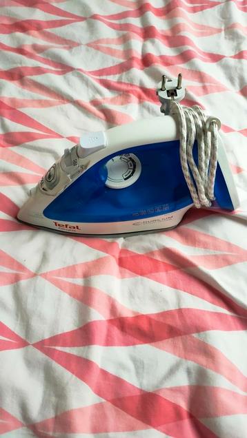 Tefal strijkbout  beschikbaar voor biedingen