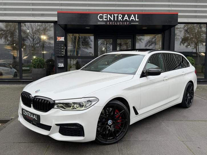 BMW 5-serie Touring 540i xDrive High Exe M-Sport|Pano|Head-U, Auto's, BMW, Bedrijf, Te koop, 5-Serie, 360° camera, 4x4, ABS, Achteruitrijcamera