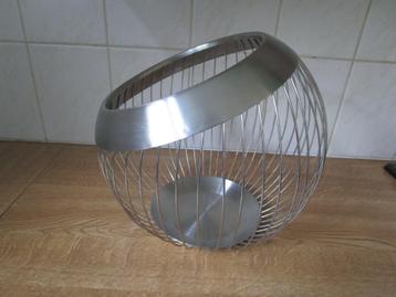 Grote rvs fruitschaal / mand  van WMF Living Lounge beschikbaar voor biedingen