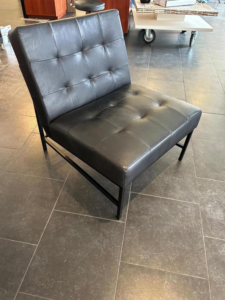 Design Leren Stoelen zwart, Huis en Inrichting, Stoelen, Zo goed als nieuw, Vier, Leer, Metaal, Zwart, Ophalen