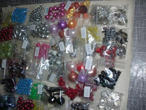 1001 - PARTIJ 75x ZAKJES KRALEN, GLAS, METAAL, ACRYL, HOUT, Hobby en Vrije tijd, Kralen en Sieraden maken, Nieuw, Kraal, Ophalen of Verzenden
