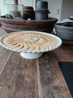 Prachtige  nieuwe vlaai schaal op voet vlaaischotel schotel, Ophalen of Verzenden, Nieuw, Porselein, Kop en/of schotel