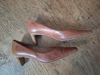 Bruine pumps met hakje van Lady Flex, maat 37, Lady Flex, Bruin, Ophalen of Verzenden, Zo goed als nieuw