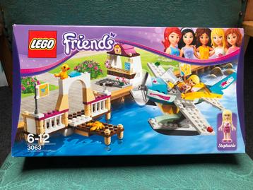 Heartlake vliegclub 3063 lego friends beschikbaar voor biedingen